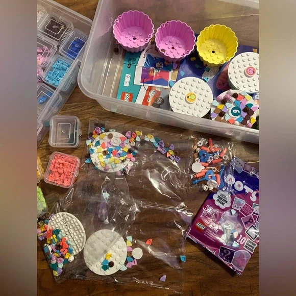 Huge lot of LEGO dots - Picture 5 of 5